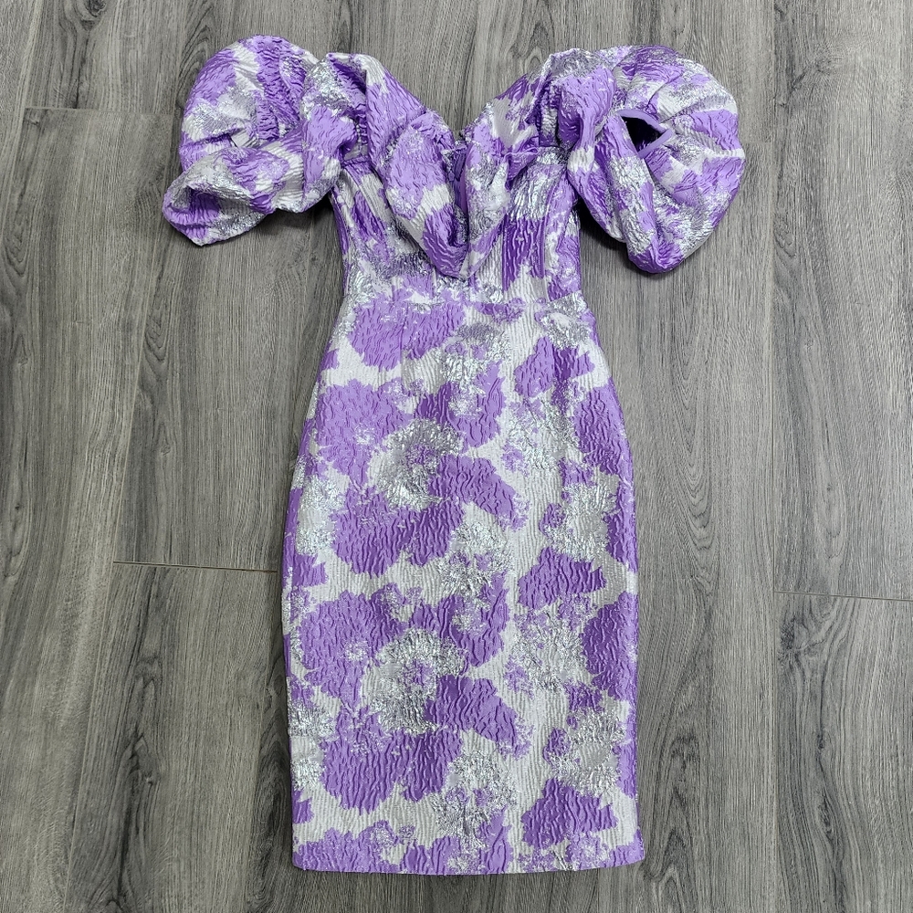 Off the shoulder ruffle sleeve dress